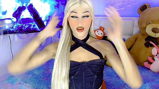 Snapshot of amal_baddell chatting on February 11, 6:30 am amal baddell online show from February 11, 6:30 am