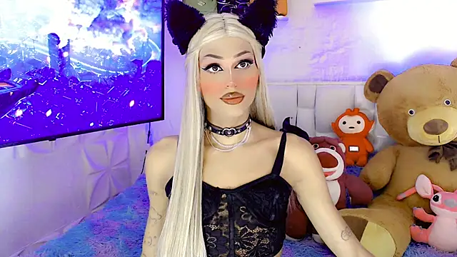 Snapshot of amal_baddell chatting on February 14, 8:10 am amal baddell online show from February 14, 8:10 am