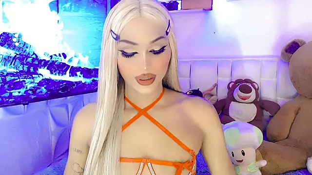 Snapshot of amal_baddell chatting on March 9, 2:50 am amal baddell online show from March 9, 2:50 am