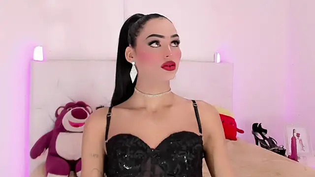 Snapshot of amal_baddell chatting on November 14, 4:44 am amal baddell online show from November 14, 4:44 am