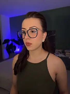EmaSaenz online show from May 8, 12:05 am