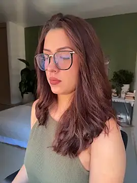 EmaSaenz online show from June 12, 9:57 pm