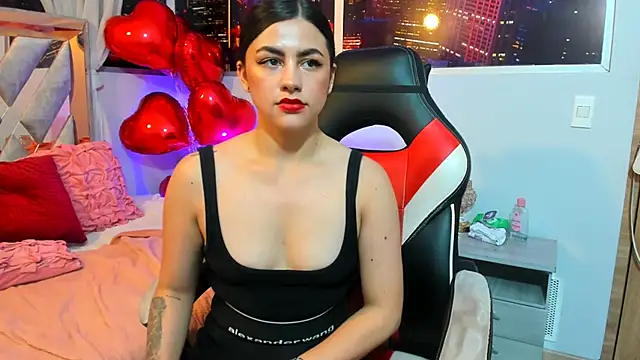 Kendall Sophy online show from February 13, 11:37 pm