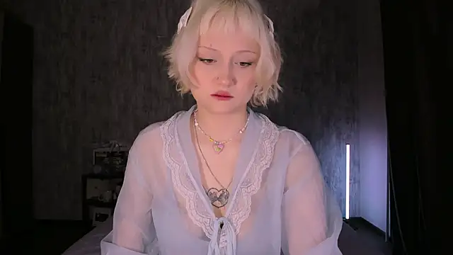 MariaMango online show from September 14, 11:15 pm