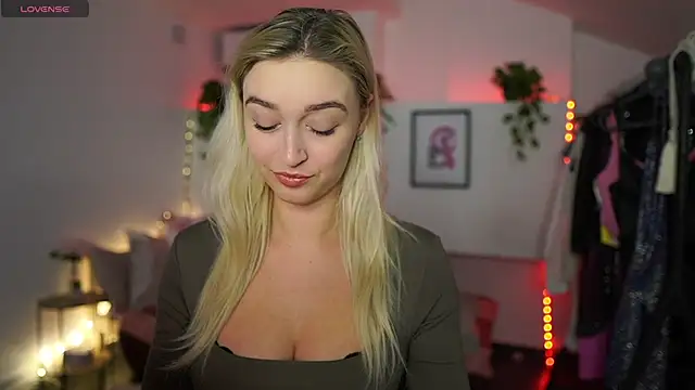 Snapshot of Alexis___Texas chatting on December 3, 7:22 pm Alexis Texas online show from December 3, 7:22 pm