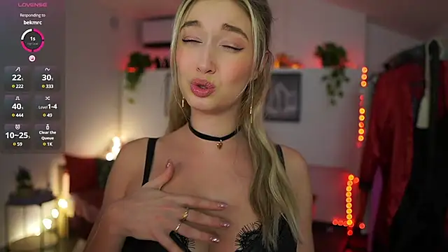 Snapshot of Alexis___Texas chatting on January 24, 10:30 pm Alexis Texas online show from January 24, 10:30 pm