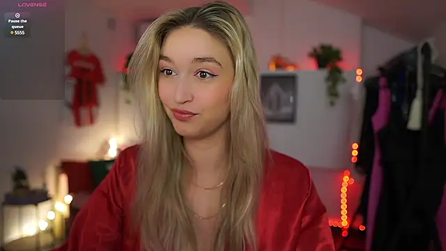 Snapshot of Alexis___Texas chatting on February 8, 7:16 pm Alexis Texas online show from February 8, 7:16 pm