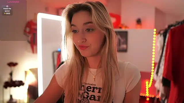 Snapshot of Alexis___Texas chatting on February 28, 10:17 pm Alexis Texas online show from February 28, 10:17 pm