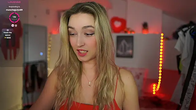 Snapshot of Alexis___Texas chatting on March 4, 10:16 pm Alexis Texas online show from March 4, 10:16 pm