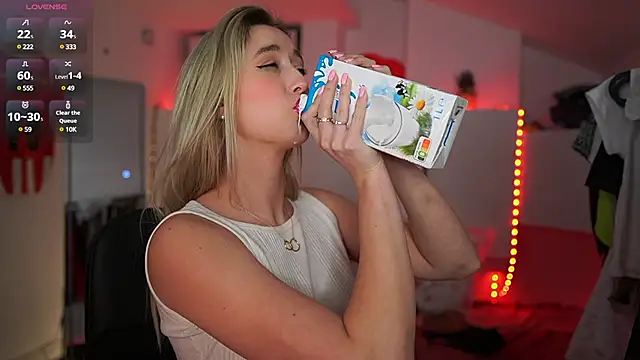 Snapshot of Alexis___Texas chatting on March 9, 10:08 pm Alexis Texas online show from March 9, 10:08 pm