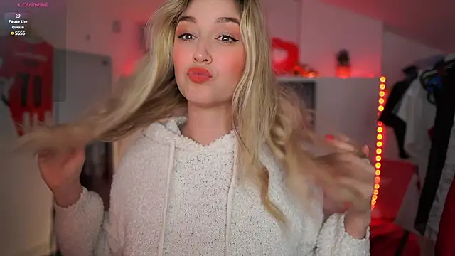 Snapshot of Alexis___Texas chatting on March 22, 7:20 pm Alexis Texas online show from March 22, 7:20 pm