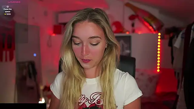 Snapshot of Alexis___Texas chatting on September 21, 6:20 pm Alexis Texas online show from September 21, 6:20 pm