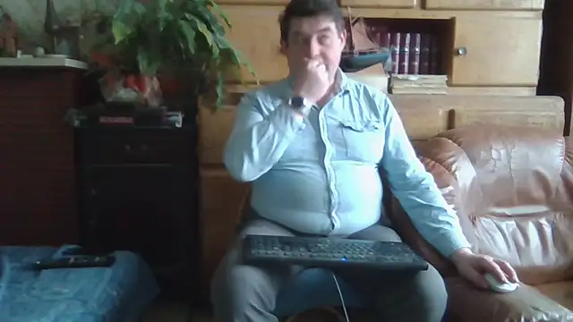 sympatrique online show from February 12, 12:22 pm