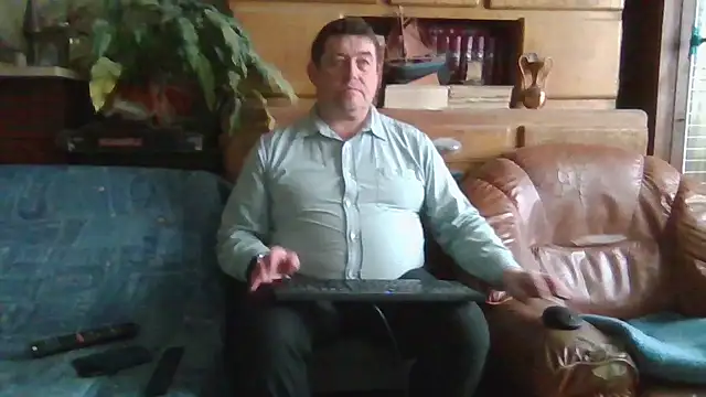 sympatrique online show from December 1, 11:48 am