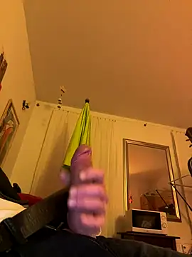 Snapshot of Frank22xx chatting on October 17, 5:48 pm Frank22xx online show from October 17, 5:48 pm