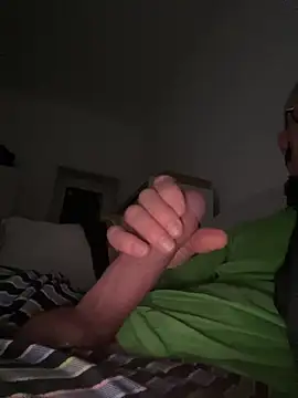 Snapshot of Frank22xx chatting on February 14, 9:33 pm Frank22xx online show from February 14, 9:33 pm