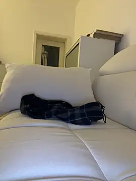 Snapshot of Frank22xx chatting on February 24, 5:55 pm Frank22xx online show from February 24, 5:55 pm