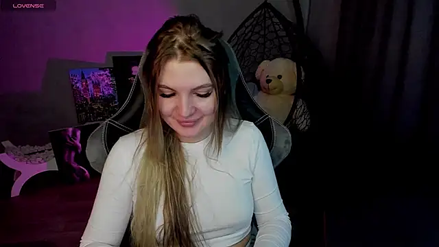 lily williamss online show from January 24, 3:32 am