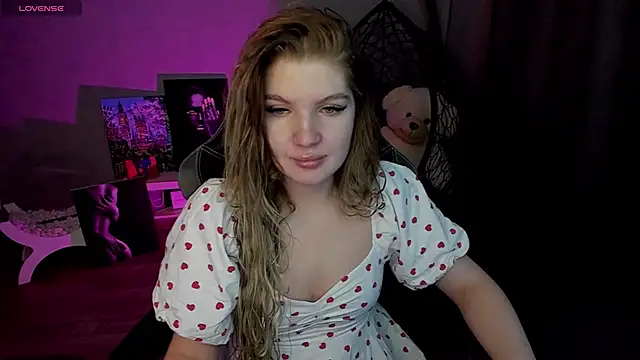 lily williamss online show from January 29, 12:01 am