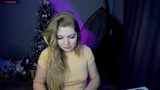 lily williamss online show from November 19, 12:10 am