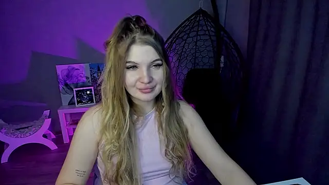 lily williamss online show from February 3, 2:53 am