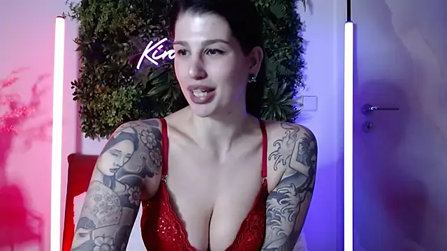 KiraKane1 online show from February 13, 8:38 am