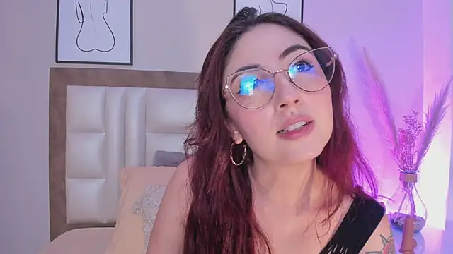 Emilywatsonn online show from September 27, 12:48 am