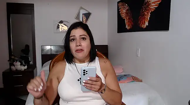 EmilyPeytonn online show from March 3, 6:22 pm