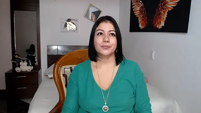 EmilyPeytonn online show from March 18, 4:59 pm