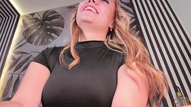 Samaantha-White online show from March 10, 6:01 pm