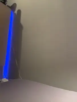 Bennyben8604 online show from April 19, 12:33 am