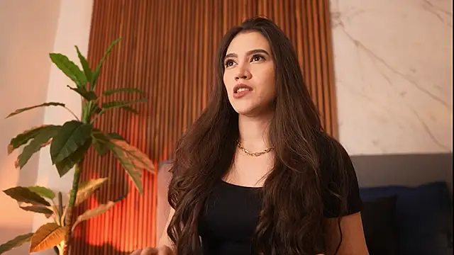 Amelia Rouse online show from September 17, 9:05 pm