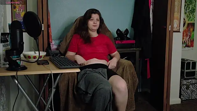 Snapshot of TreeJeanne chatting on September 25, 10:35 pm TreeJeanne online show from September 25, 10:35 pm