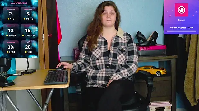 Snapshot of TreeJeanne chatting on November 7, 11:49 pm TreeJeanne online show from November 7, 11:49 pm