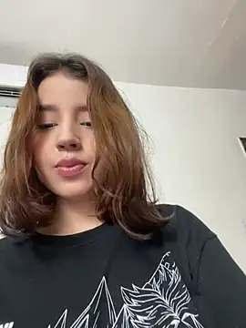 Snapshot of Lia_sex69 chatting on February 8, 2:15 am Lia sex69 online show from February 8, 2:15 am
