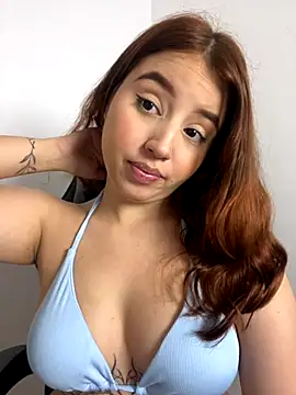 Snapshot of Lia_sex69 chatting on October 17, 11:13 am Lia sex69 online show from October 17, 11:13 am