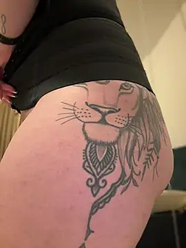 babyyboomm online show from February 6, 11:37 pm