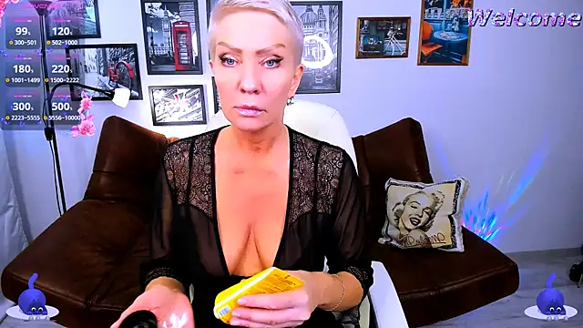 Snapshot of Sabrina_ONLY chatting on March 5, 12:44 pm Sabrina ONLY online show from March 5, 12:44 pm