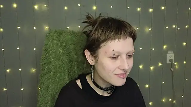 Snapshot of kortny_yo chatting on December 5, 9:39 pm kortny yo online show from December 5, 9:39 pm