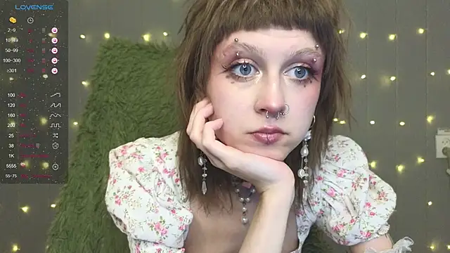 Snapshot of kortny_yo chatting on January 12, 10:23 am kortny yo online show from January 12, 10:23 am