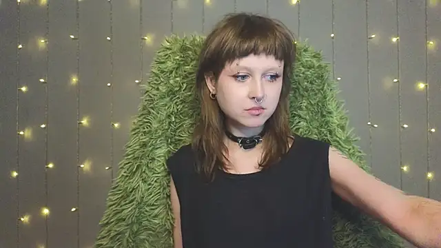 Snapshot of kortny_yo chatting on October 29, 9:11 am kortny yo online show from October 29, 9:11 am