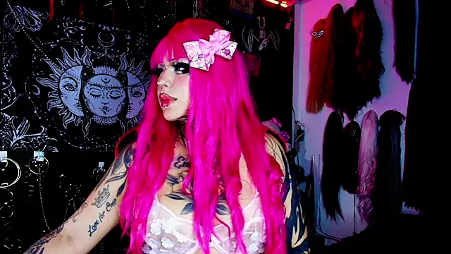 Snapshot of jannaink_ chatting on June 11, 12:32 am jannaink online show from June 11, 12:32 am