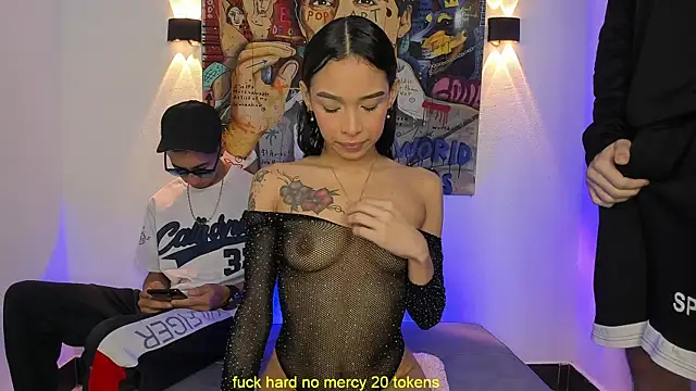 Snapshot of Threesome-no-mercy chatting on October 6, 1:19 pm Threesome-no-mercy online show from October 6, 1:19 pm