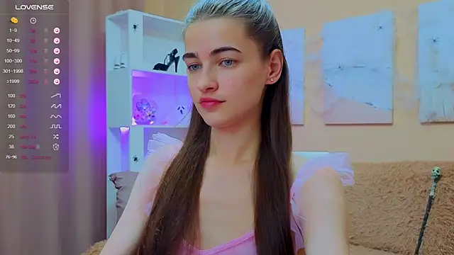 Snapshot of AstoriyaNight chatting on October 27, 11:03 am AstoriyaNight online show from October 27, 11:03 am