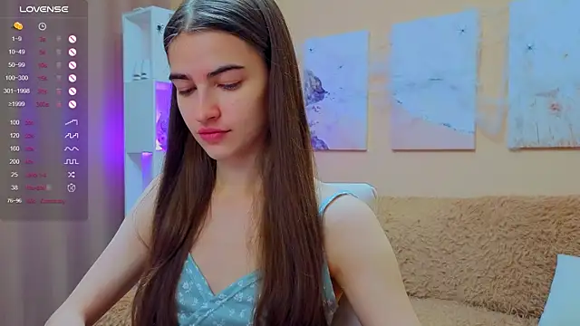 Snapshot of AstoriyaNight chatting on November 8, 5:07 am AstoriyaNight online show from November 8, 5:07 am