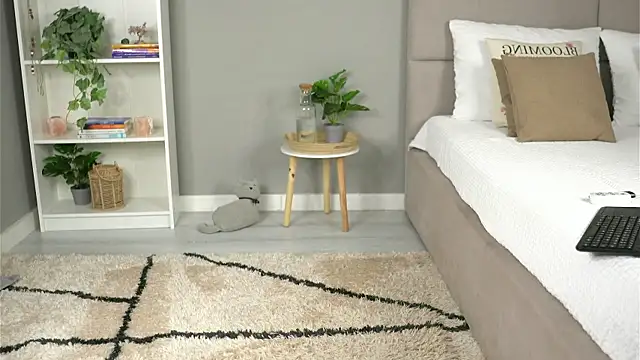 JuliaRichard online show from July 10, 10:07 am