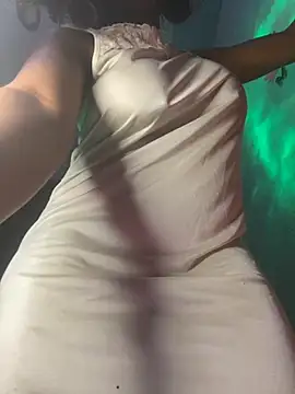 Cherrytowild online show from September 26, 5:33 am