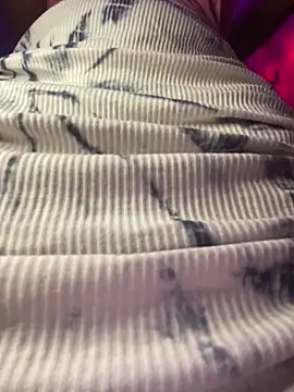 Cherrytowild online show from October 17, 5:32 am