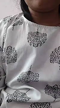 Snapshot of Aaradhya chatting on February 28, 12:09 pm Aaradhya online show from February 28, 12:09 pm