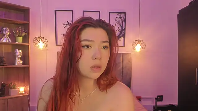 Snapshot of Andy_and_emma chatting on December 23, 3:55 pm Andy and emma online show from December 23, 3:55 pm